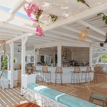 Palm Heaven Boutique Apartments Antiparos Екстер'єр фото