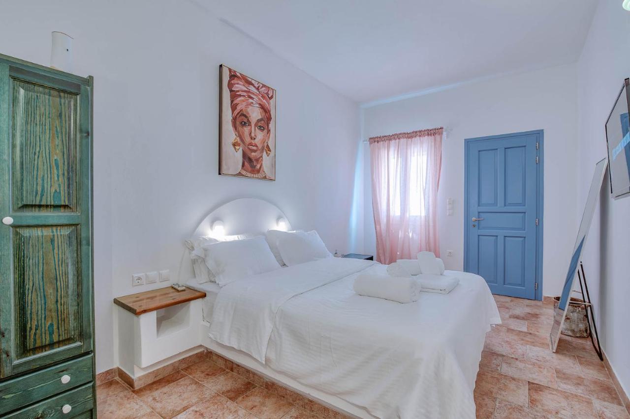 Palm Heaven Boutique Apartments Antiparos Екстер'єр фото