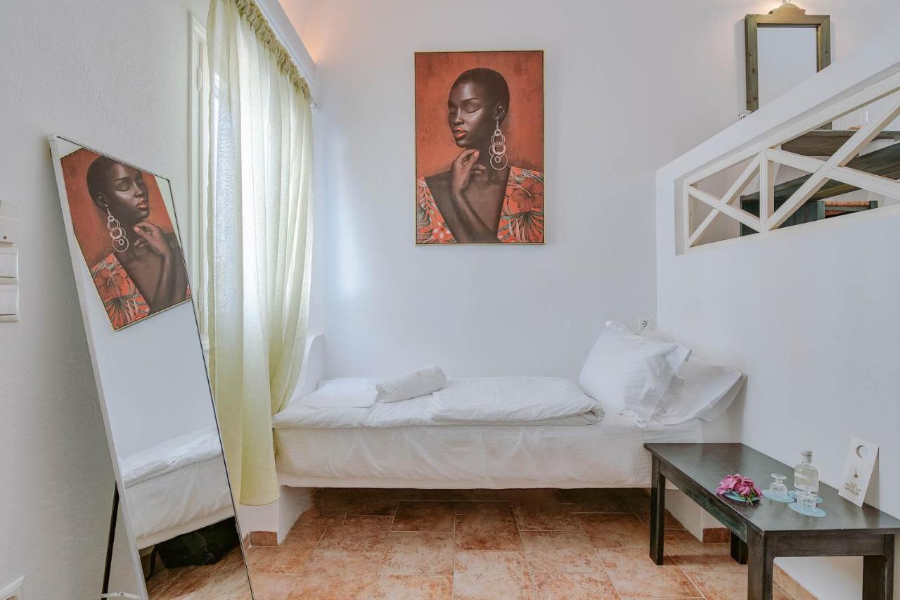 Palm Heaven Boutique Apartments Antiparos Екстер'єр фото