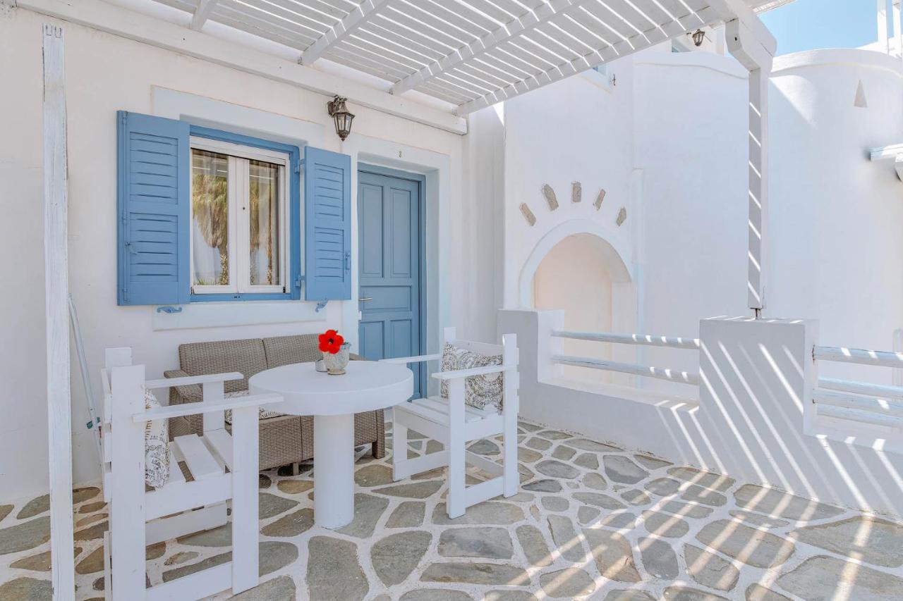Palm Heaven Boutique Apartments Antiparos Екстер'єр фото