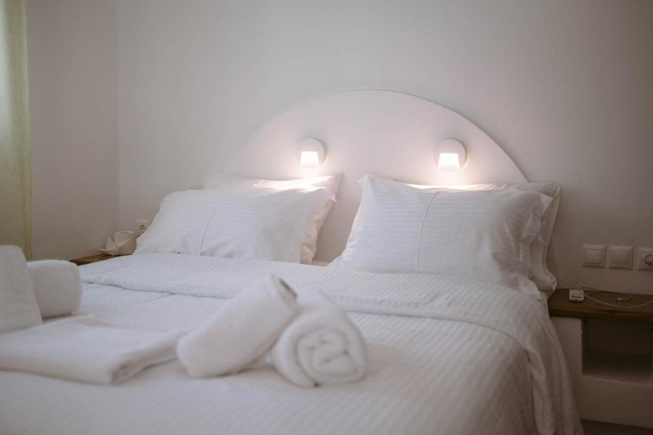 Palm Heaven Boutique Apartments Antiparos Екстер'єр фото