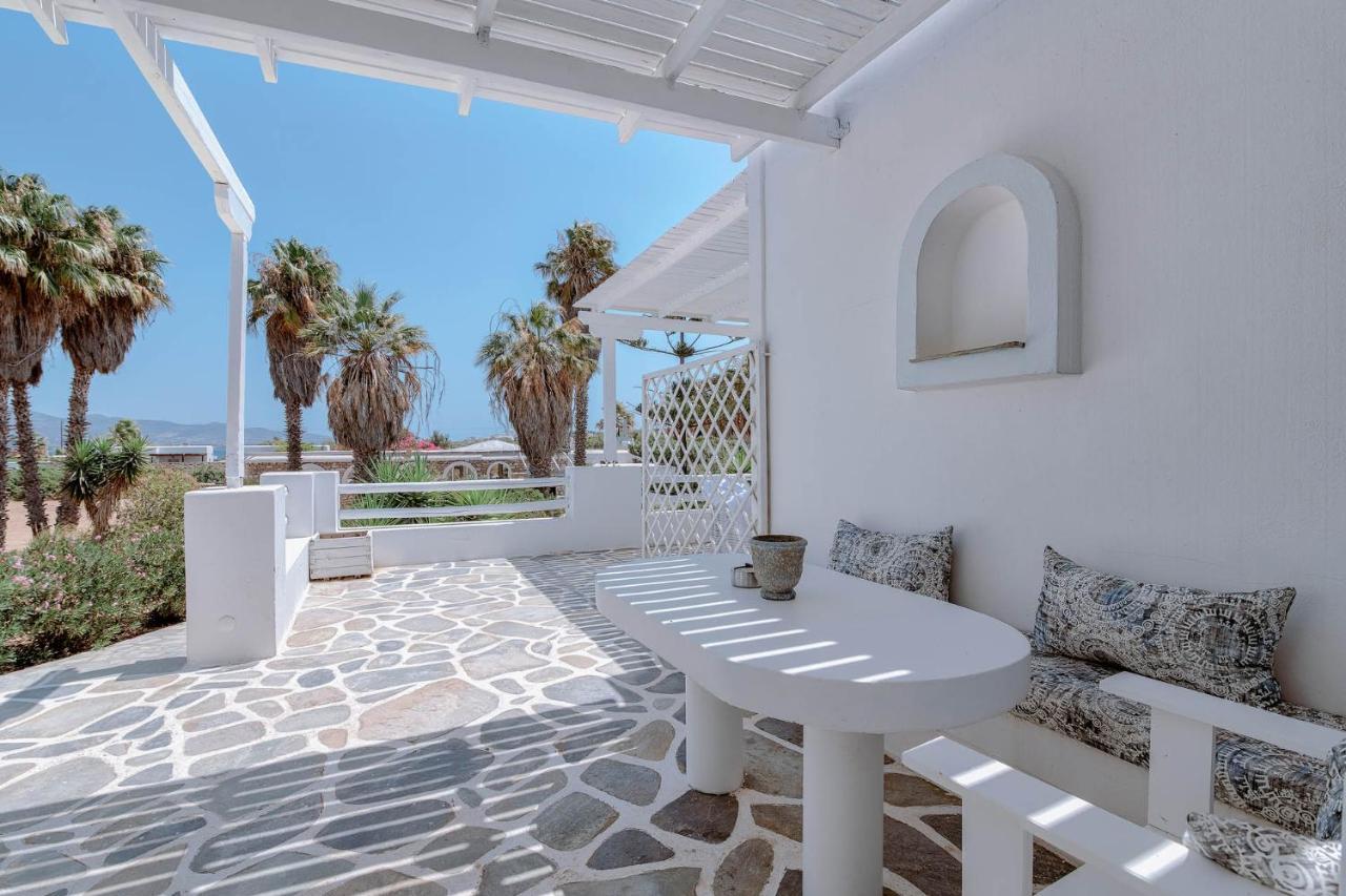 Palm Heaven Boutique Apartments Antiparos Екстер'єр фото