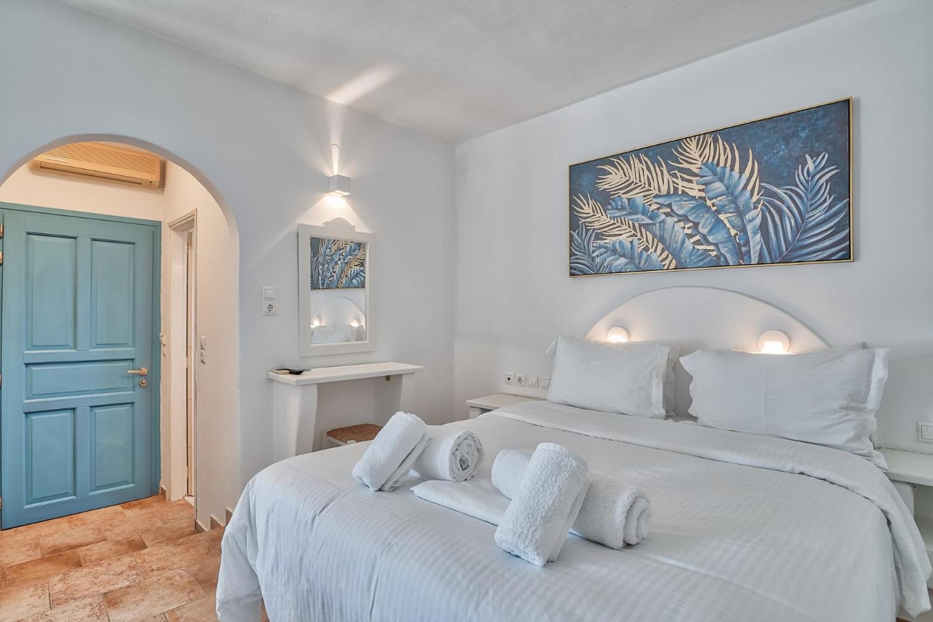 Palm Heaven Boutique Apartments Antiparos Екстер'єр фото